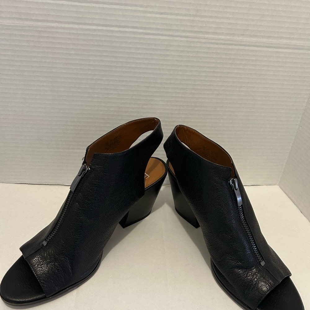 Franco Sarto Sz9.5 M Fayette Black Leather Open Toe Slingback Block Heel Sandal. - Picture 4 of 7